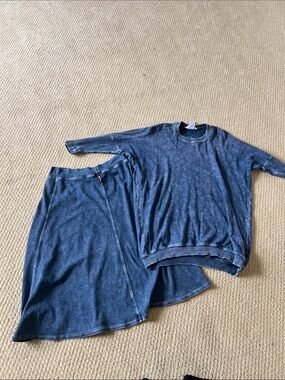 Hartail Blue Two-Piece skirt Set - Crewneck Top & Skirt